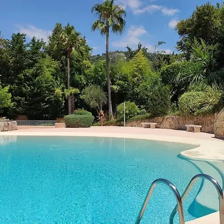 Apartment Parc Aiguebel -apprt Avec Terrasse Arboree & Box Ferme- Piscines/tennis - Cannes