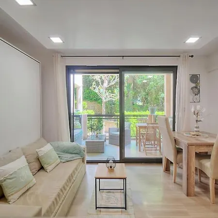 Parc Aiguebel -apprt Avec Terrasse Arboree & Box Ferme- Piscines/tennis - Apartment *