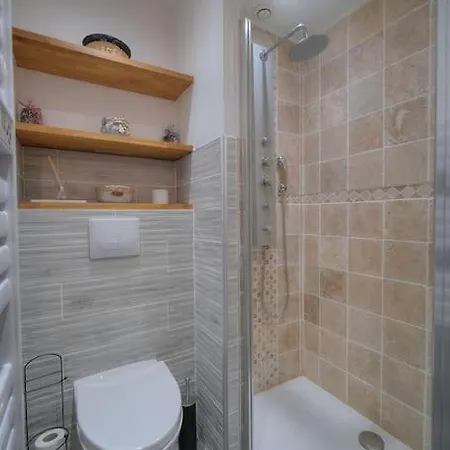 Parc Aiguebel -apprt Avec Terrasse Arboree & Box Ferme- Piscines/tennis - Apartment