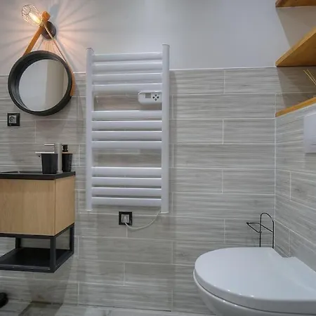Parc Aiguebel -apprt Avec Terrasse Arboree & Box Ferme- Piscines/tennis - Apartment *